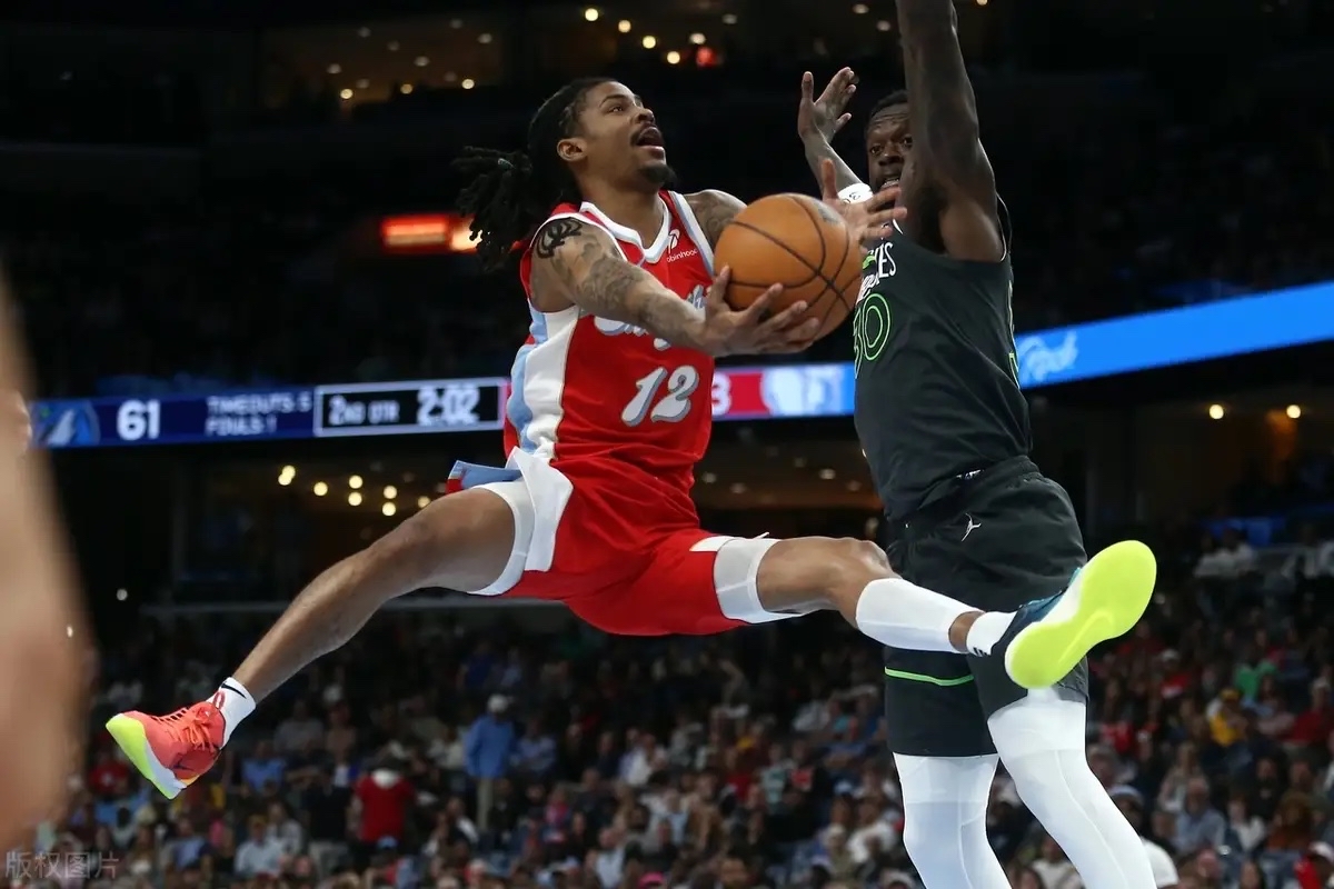 Kaiyun-包含雄鹿不断突破!,穆雷连续七场比赛得分超过表现优异全场沸腾不已的词条