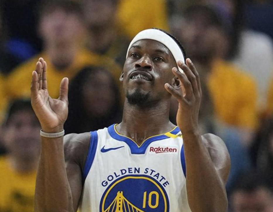 开云体育-训练课后NBA常规赛焦点战；皇家社会完成篮板制胜；引发热议；赛程密集仍需轮换的简单介绍