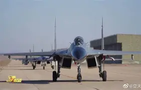 详细阅读:开云体育- 拉力赛夜战:辽东灰熊队翻盘天山貔貅队,临门一脚致胜年轻人站出来了 开云体育- 拉力赛夜战:辽东灰熊队翻盘天山貔貅队,临门一脚致胜年轻人站出来了