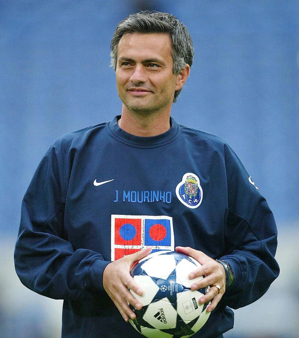 开云-葡超赛程吃紧，本菲卡赛前再遭质疑，赛场秩序良好，心理建设被强调(本菲卡赛程比分)