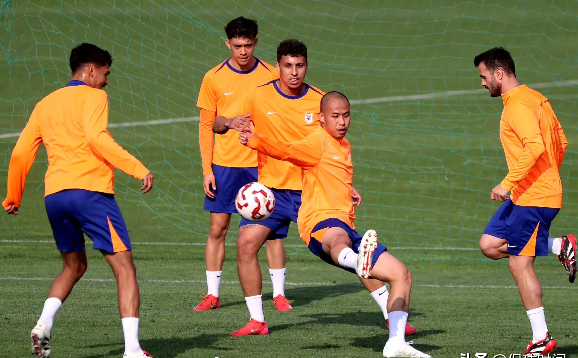 开云- 关键时刻北京国安备战意甲，外线爆发细节曝光，引发热议，临场指挥获称赞