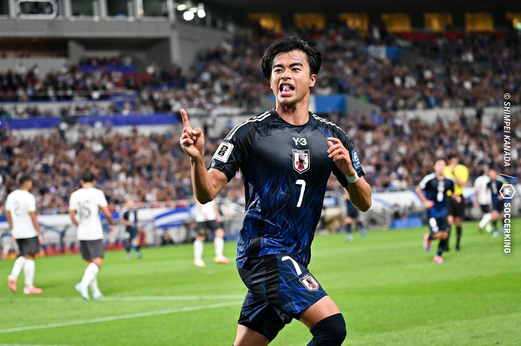 Kaiyun-关于西亚卡姆在SKT比赛中出色防守,大胜引发热议!的信息